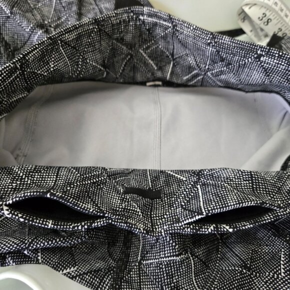 Lululemon Tight Stuff Tight II (25") Formation Alpine White Black - Picture 6 of 9